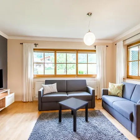 Apartman Quietly Located Near The Center Of