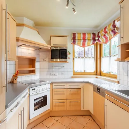 Quietly Located Near The Center Of Apartman *