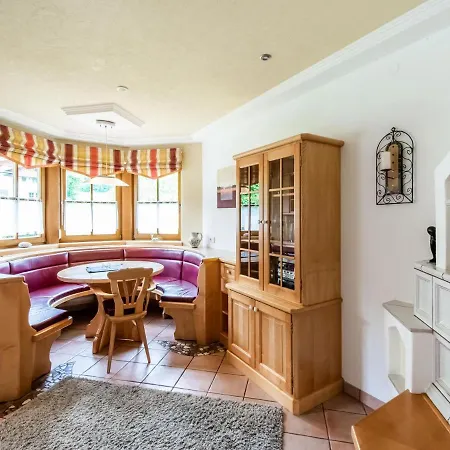 Quietly Located Near The Center Of Apartman Radstadt
